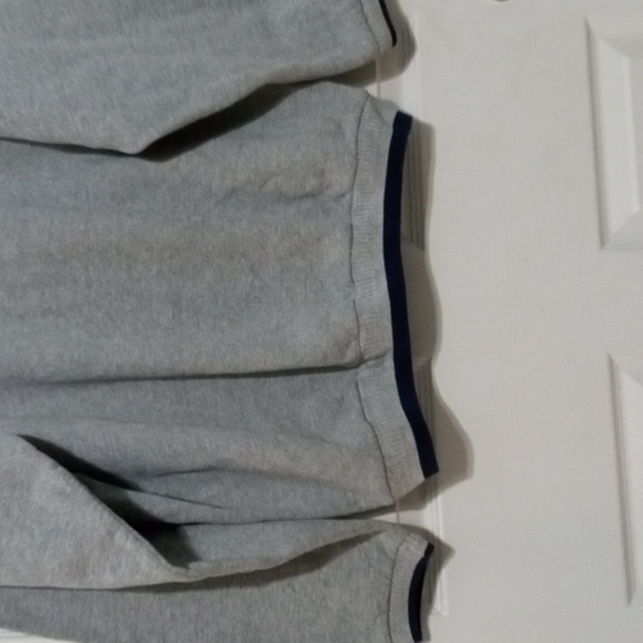 MILLERSVILLE UNIVERSITY SWEATSHIRT - Picture 3 of 11